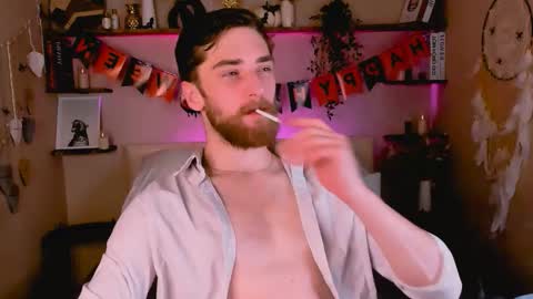 Snapshot of dexter_dexx chatting on 10/26/25, 10:36 Dexter online show from 10/26/25, 10:36