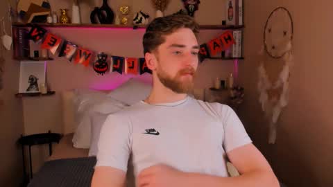 Snapshot of dexter_dexx chatting on 10/31/25, 11:06 Dexter online show from 10/31/25, 11:06