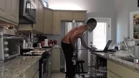 Snapshot of dextercollins chatting on 10/24/25, 03:19 Dextercollins online show from 10/24/25, 03:19