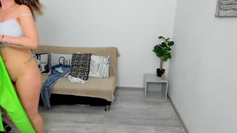 Snapshot of deya_divine chatting on 02/13/25, 11:26 Deya online show from 02/13/25, 11:26