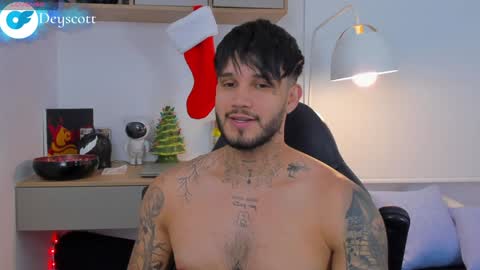 JULIAN online show from 12/31/24, 11:17