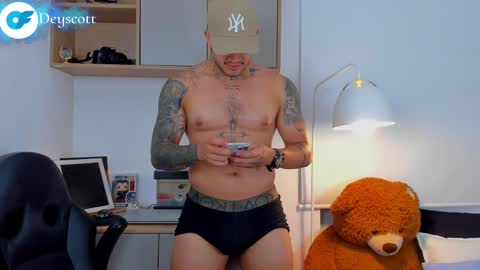 JULIAN online show from 02/23/25, 02:18