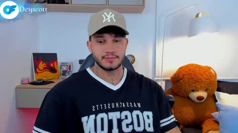 JULIAN online show from 03/09/25, 11:14