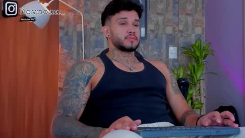 JULIAN online show from 10/10/25, 06:07