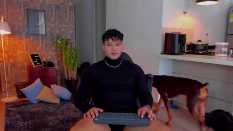 JULIAN online show from 11/16/25, 09:09