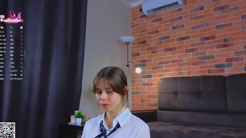 Kira online show from 09/09/25, 05:45