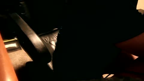 Snapshot of dfwgonewrong chatting on 12/04/24, 12:25 dfwgonewrong online show from 12/04/24, 12:25