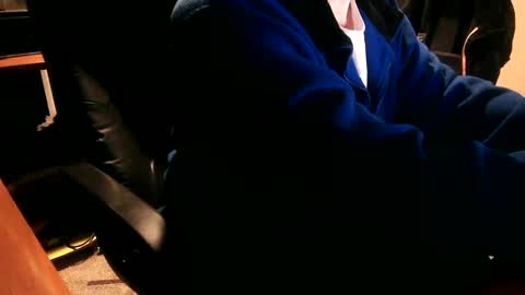 Snapshot of dfwgonewrong chatting on 01/10/25, 08:29 dfwgonewrong online show from 01/10/25, 08:29