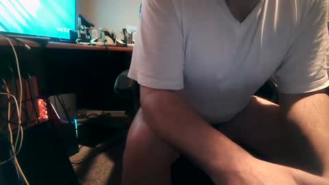 Snapshot of dfwgonewrong chatting on 02/02/25, 05:42 dfwgonewrong online show from 02/02/25, 05:42