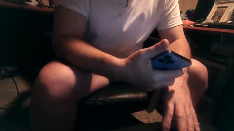 Snapshot of dfwgonewrong chatting on 02/08/25, 05:40 dfwgonewrong online show from 02/08/25, 05:40