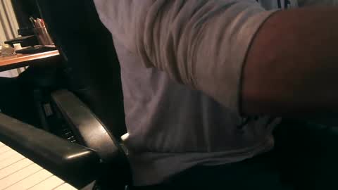 Snapshot of dfwgonewrong chatting on 03/07/25, 12:34 dfwgonewrong online show from 03/07/25, 12:34