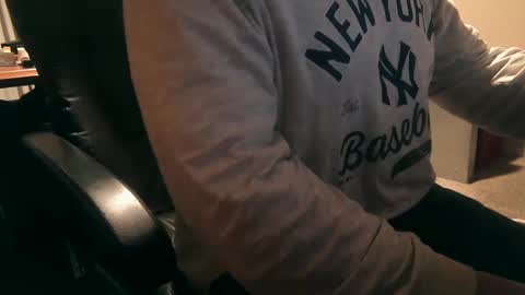 Snapshot of dfwgonewrong chatting on 03/08/25, 11:05 dfwgonewrong online show from 03/08/25, 11:05