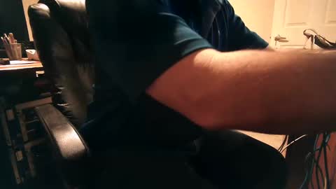 Snapshot of dfwgonewrong chatting on 03/10/25, 04:17 dfwgonewrong online show from 03/10/25, 04:17