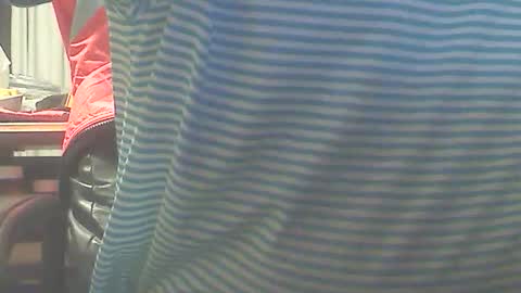 Snapshot of dfwgonewrong chatting on 10/17/25, 10:29 dfwgonewrong online show from 10/17/25, 10:29