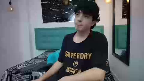   online show from 10/27/25, 08:24