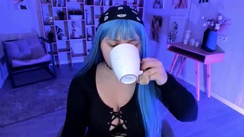 Snapshot of diaangell chatting on 10/11/25, 08:07 Dia online show from 10/11/25, 08:07