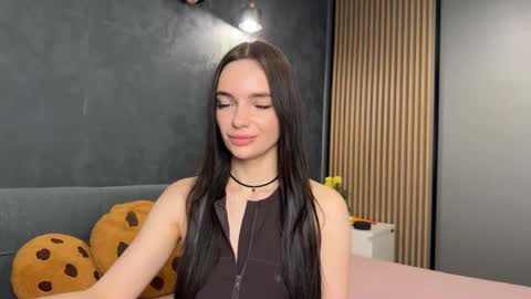 dialinkaaaa online show from 04/06/26, 07:04