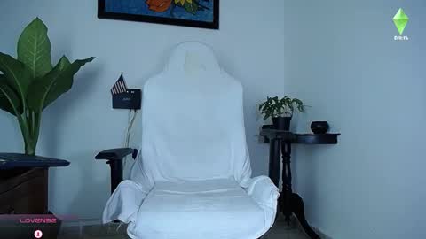 Snapshot of diamond_black00 chatting on 02/09/26, 05:06 MaSSimo online show from 02/09/26, 05:06