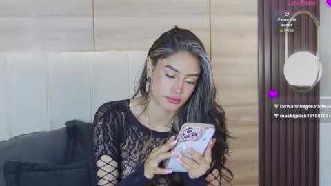 Camila and Megan online show from 04/07/26, 11:10