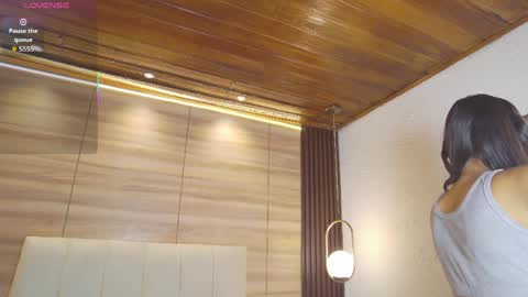 Camila and Megan online show from 04/13/26, 11:05