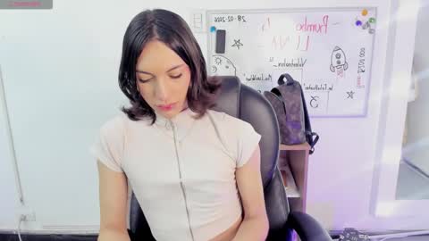 Snapshot of diamond_daphne chatting on 03/01/26, 05:20 Daphne Sophia Vega online show from 03/01/26, 05:20