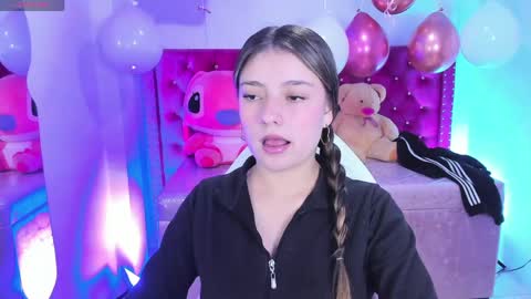 Snapshot of diamond_juliana_ chatting on 03/20/26, 03:22 diamond_juliana_ online show from 03/20/26, 03:22