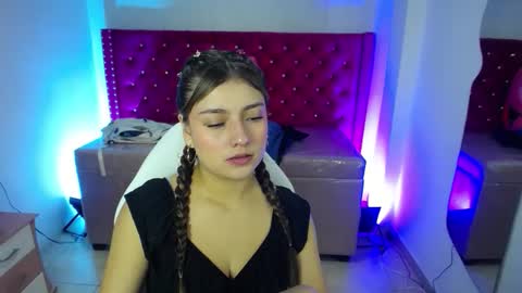 Snapshot of diamond_juliana_ chatting on 04/10/26, 03:23 diamond_juliana_ online show from 04/10/26, 03:23