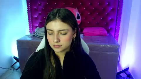 Snapshot of diamond_juliana_ chatting on 04/28/26, 03:00 diamond_juliana_ online show from 04/28/26, 03:00