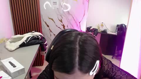 Snapshot of diamond_juliana_ chatting on 04/29/26, 03:21 diamond_juliana_ online show from 04/29/26, 03:21