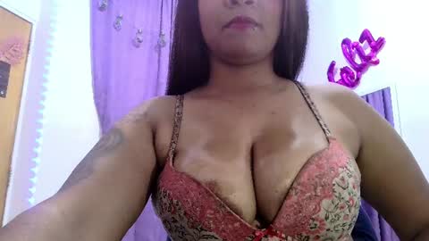 diamondd_gold online show from 06/17/26, 12:18
