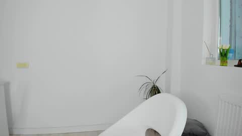 diamondkay_ online show from 03/31/26, 08:04