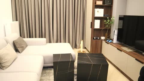 Iris online show from 09/17/25, 07:59