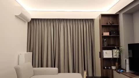 Iris online show from 12/18/25, 08:48