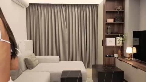 Iris online show from 03/17/26, 07:28