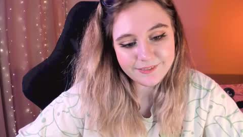 Diana online show from 02/18/25, 01:22