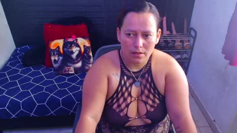 Diana Lozano online show from 01/28/25, 02:10