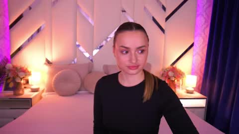 diana_nova online show from 04/14/26, 07:03