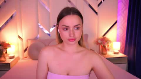 diana_nova online show from 04/17/26, 12:30