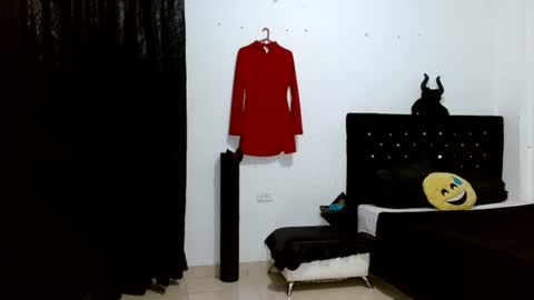 diana_o1 online show from 07/08/26, 03:00