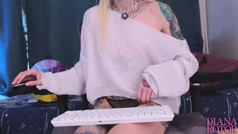 Snapshot of diana_rotor chatting on 02/11/26, 07:35 Diana online show from 02/11/26, 07:35