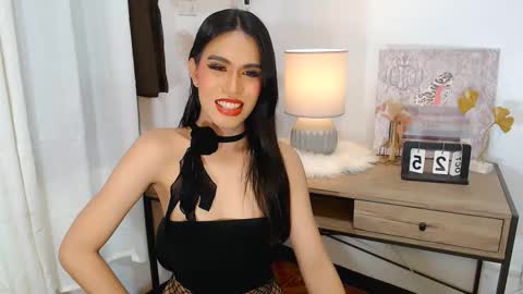 diana_victoria online show from 10/24/25, 05:20