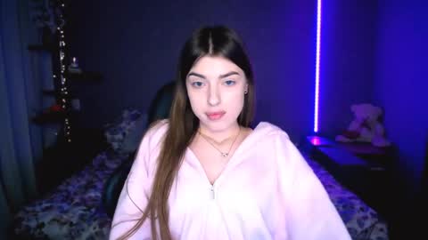 DIANA  online show from 04/14/26, 09:43