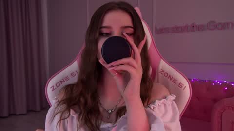 Diana online show from 01/21/25, 04:32