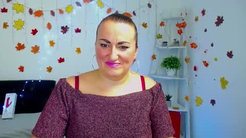 Diana online show from 12/02/25, 06:36