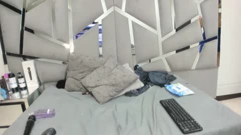 dianarous online show from 12/09/24, 07:06