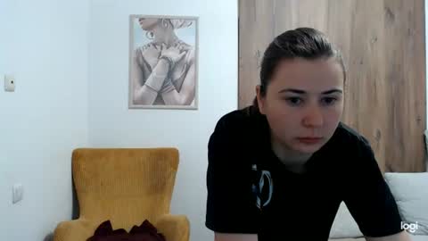 dianasmiey7 online show from 05/26/26, 07:15