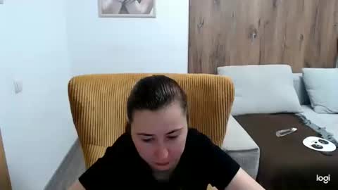 dianasmiey7 online show from 06/07/26, 07:12