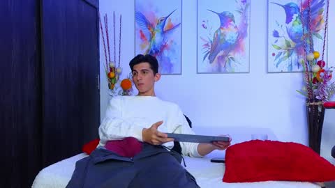 Snapshot of dianayleo chatting on 12/10/24, 06:38 Ana Leo online show from 12/10/24, 06:38