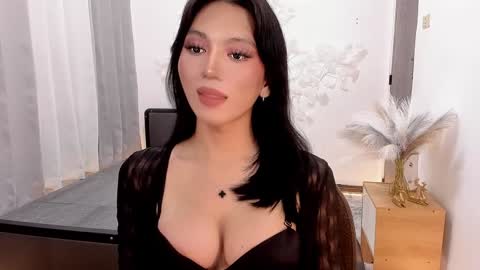 Kianna online show from 12/22/24, 07:44