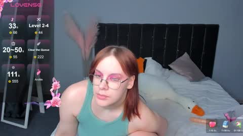 Snapshot of dianne_davis chatting on 02/11/25, 09:42 Dianne online show from 02/11/25, 09:42